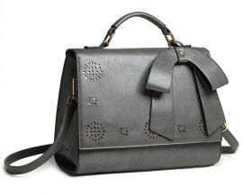 Šedá elegantní dámská kabelka s perforovaným vzorem Miss Lulu Lulu Bags (Anglie) E-batoh