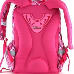 Školní batoh , růžový, motiv kostky Winx Club E-batoh