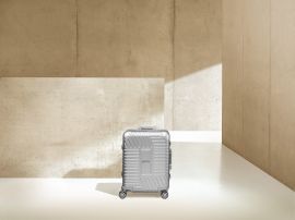 Hliníkový skořepinový kufr malý S stříbrný TOPMOVE E-batoh
