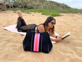 Neoprenová dámská plážová taška voděodolná černo-růžová JG067 Made in China E-batoh